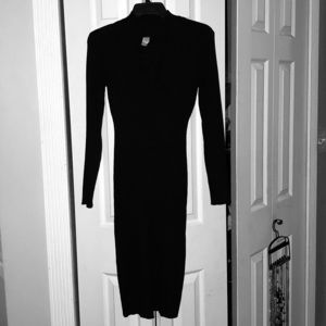 black streachy dress